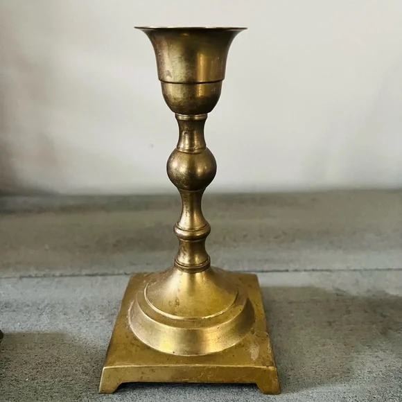 (2) Vintage Solid Brass Candlestick Holders - Picture 3 of 6